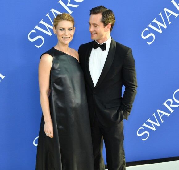TOBARNSFORELDRE: Mandag ble ekteparet Claire Danes og Hugh Dancy foreldre for andre gang til en liten gutt. Dette er en drøm de har ventet på lenge. Foto: NTB Scanpix TOBARNSFORELDRE: Mandag ble ekteparet Claire Danes og Hugh Dancy foreldre for andre gang til en liten gutt. Dette er en drøm de har ventet på lenge. Foto: NTB Scanpix